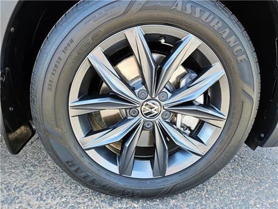 2022 Volkswagen Tiguan 2.0T SE Front-Wheel Drive